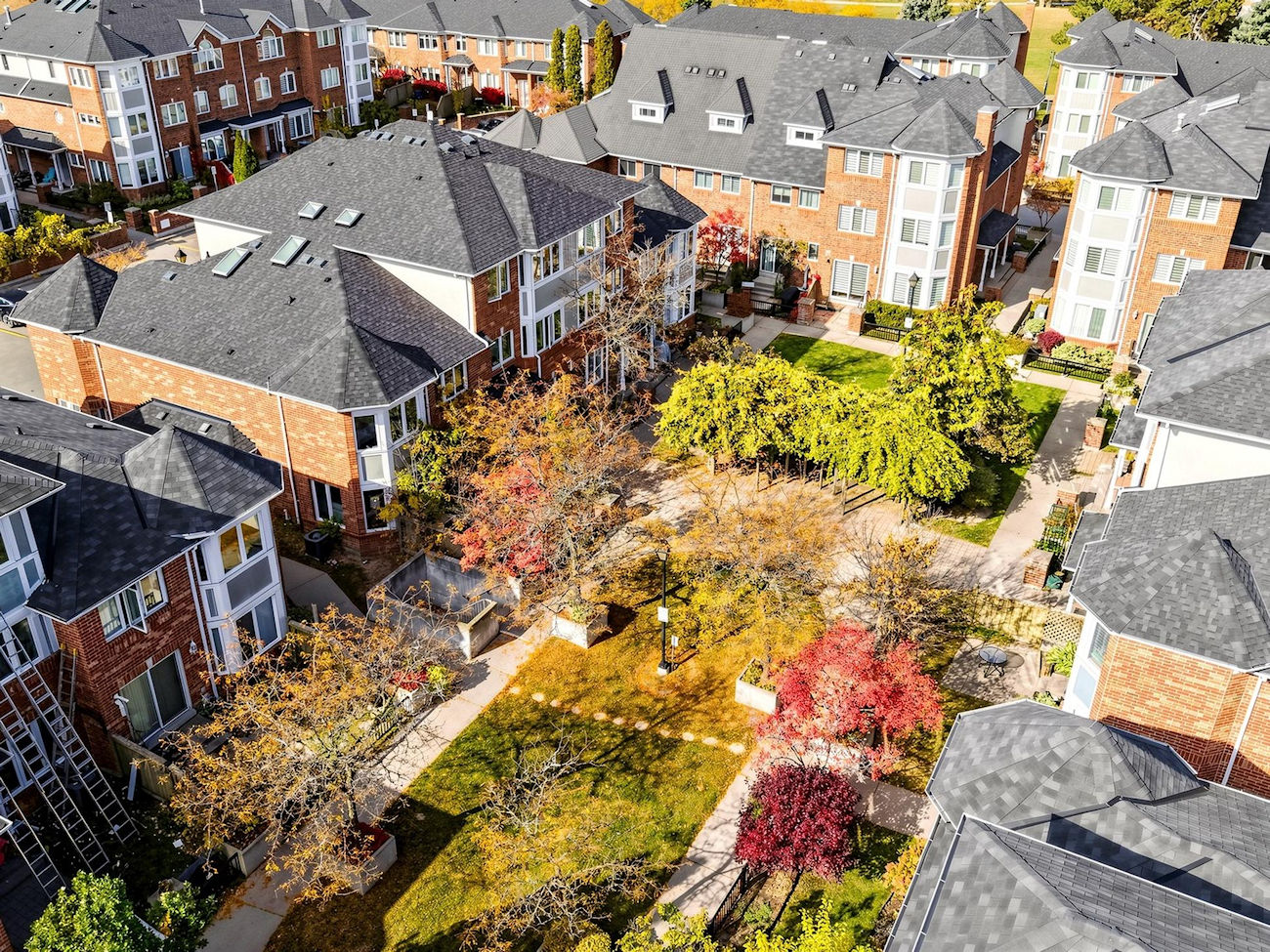 18 Clark Avenue West #154 (42)