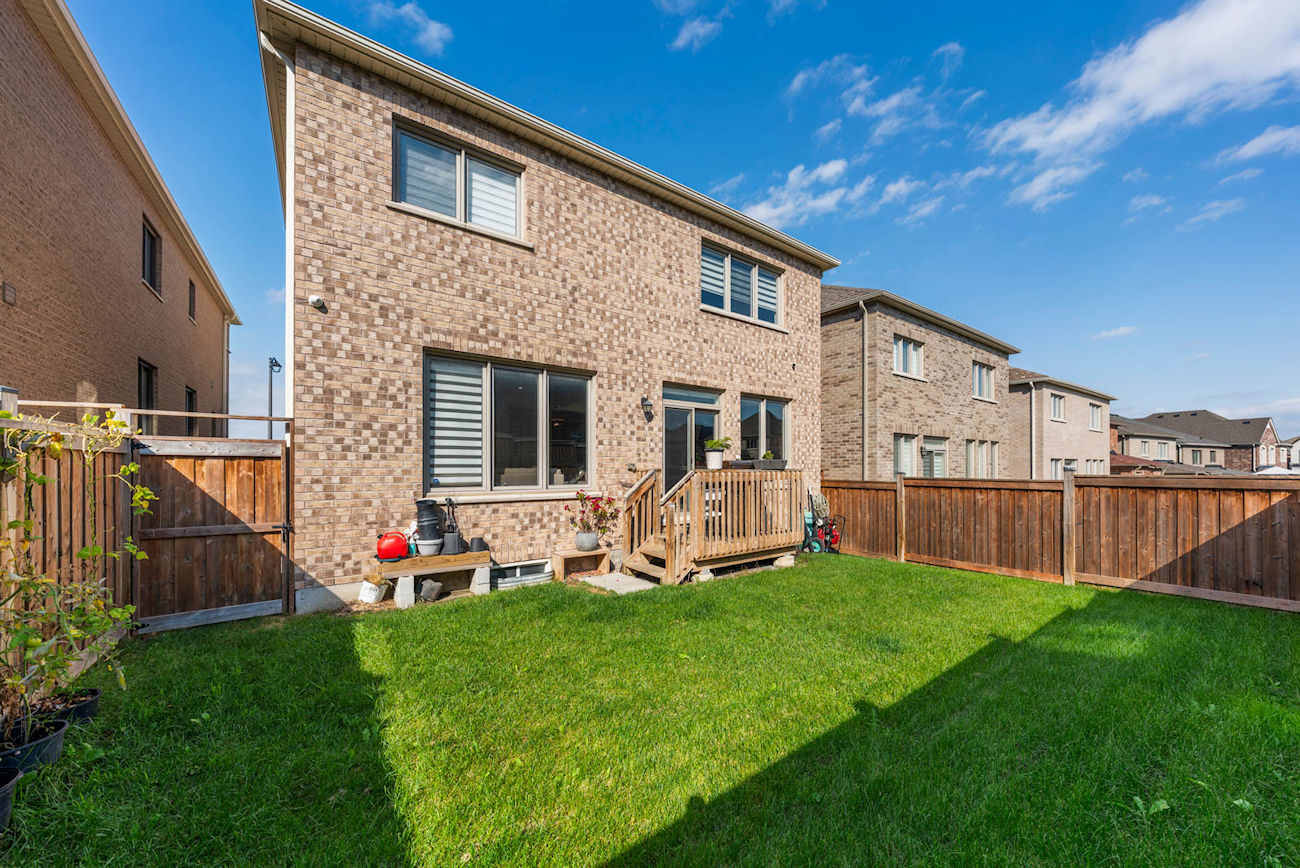 25 Pear Blossom Way (36)