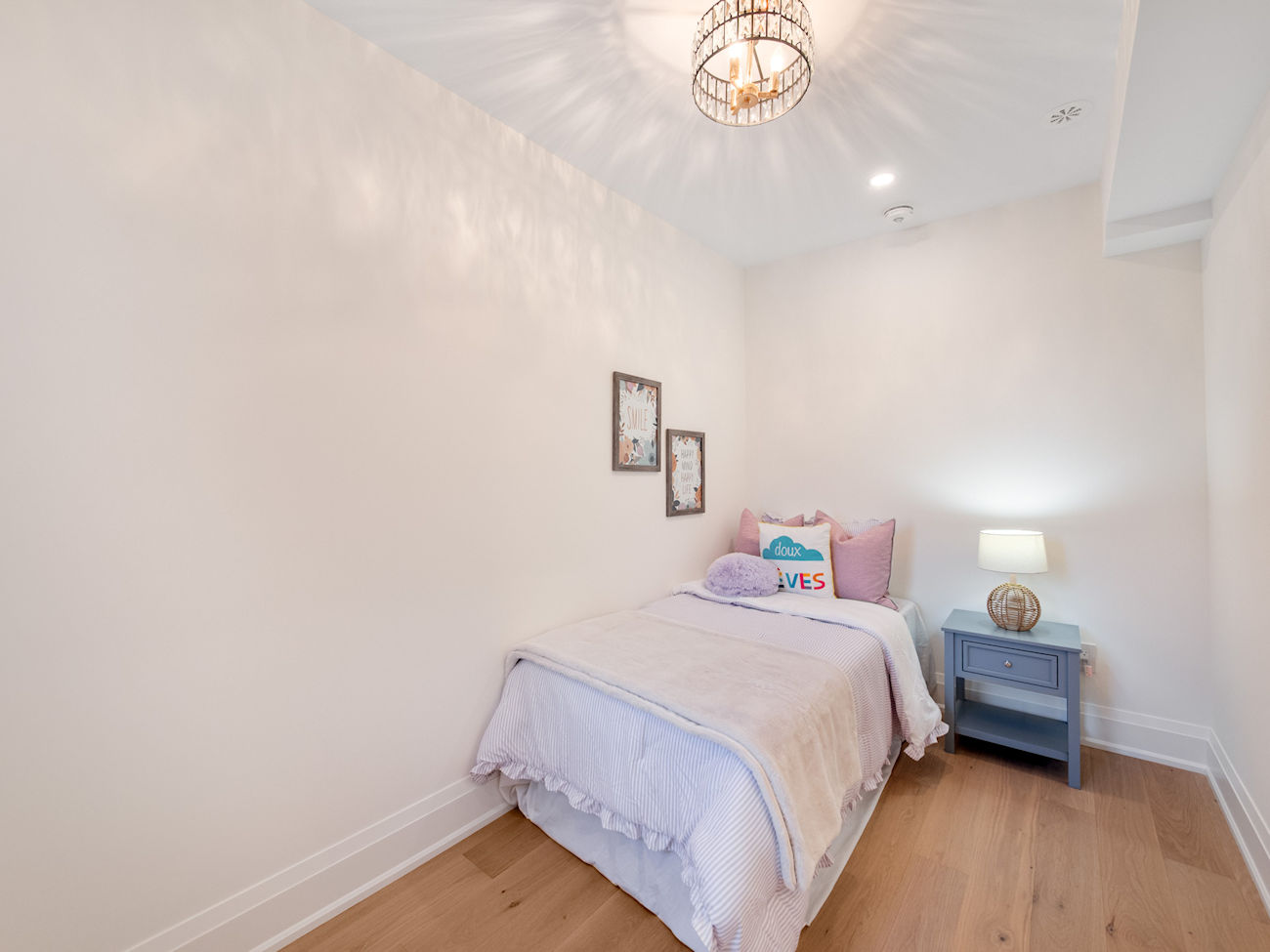 283 Euclid Avenue (20)