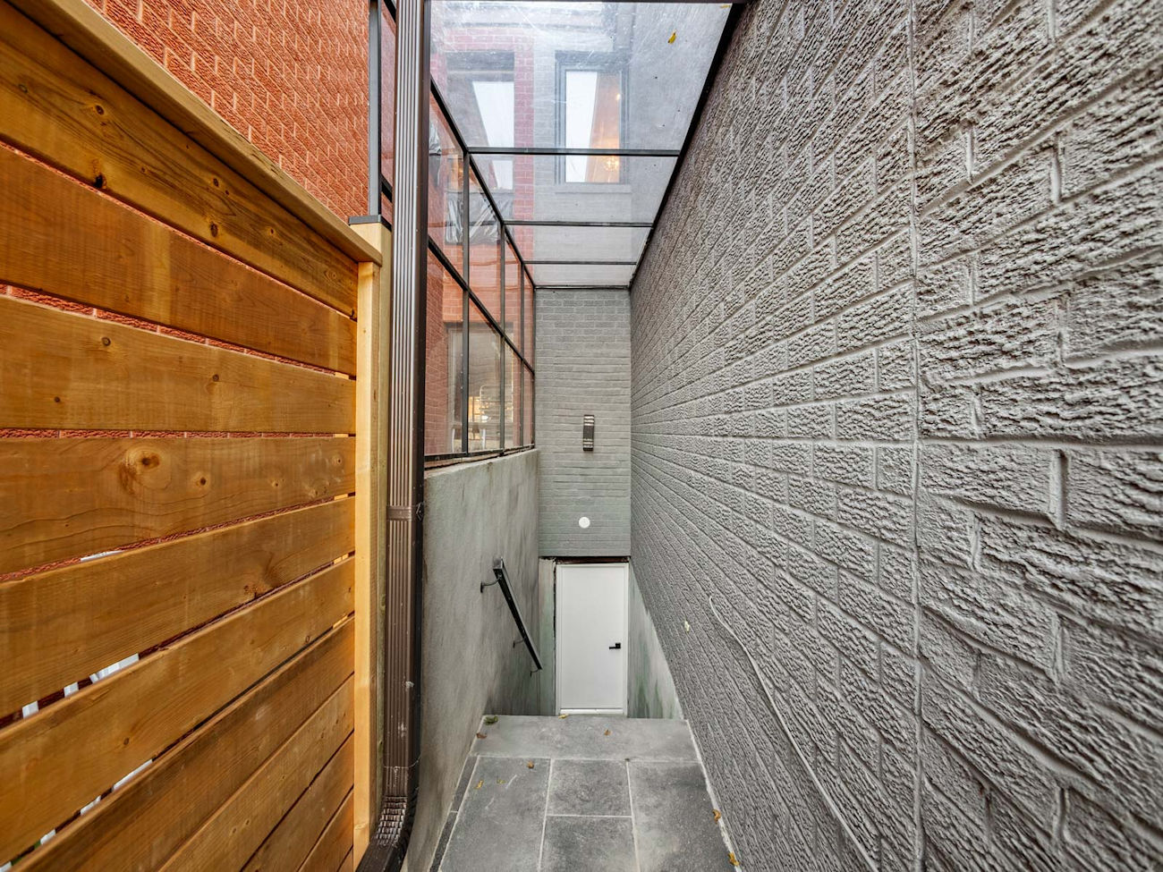 283 Euclid Avenue (37)