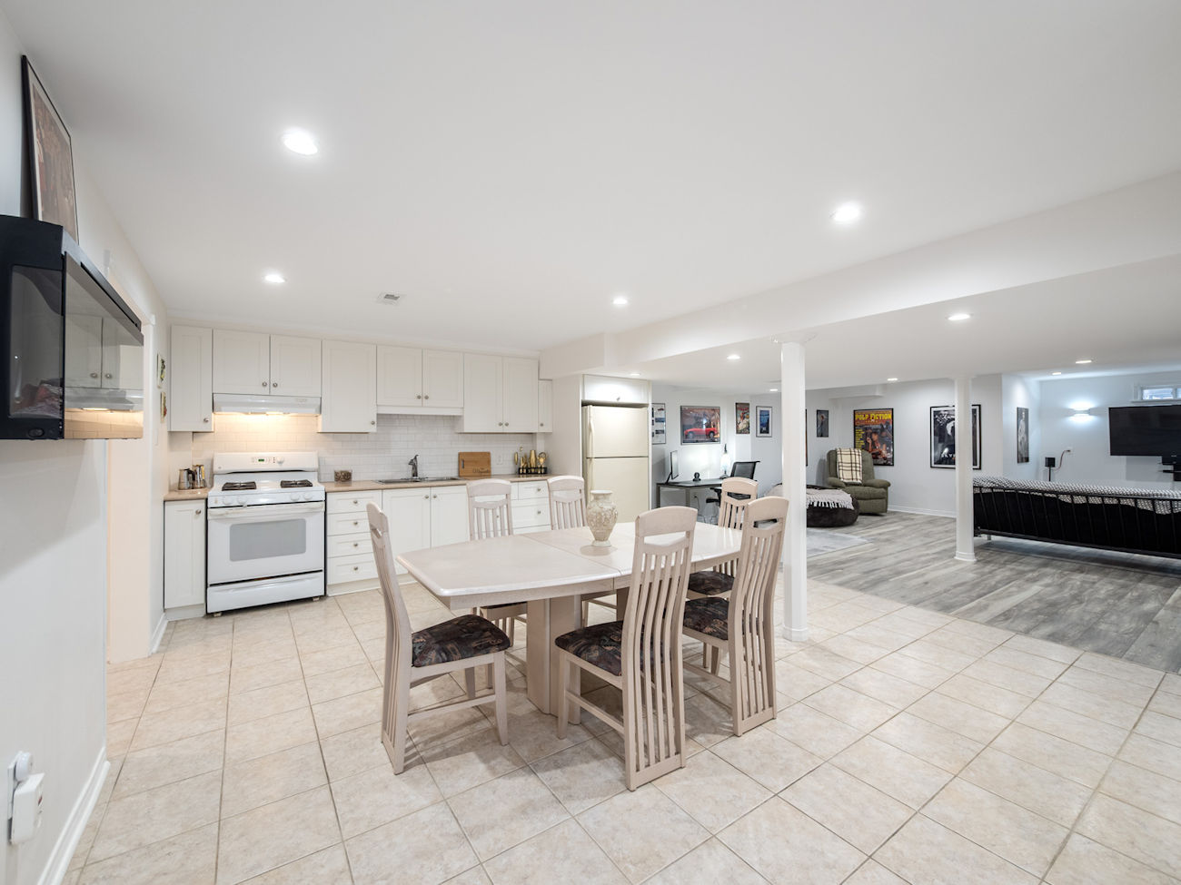 42 Lady Fern Dr-40